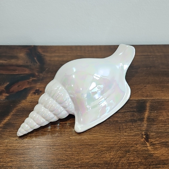 Iridescent Shell-Shaped Decor - Picture 1 of 5